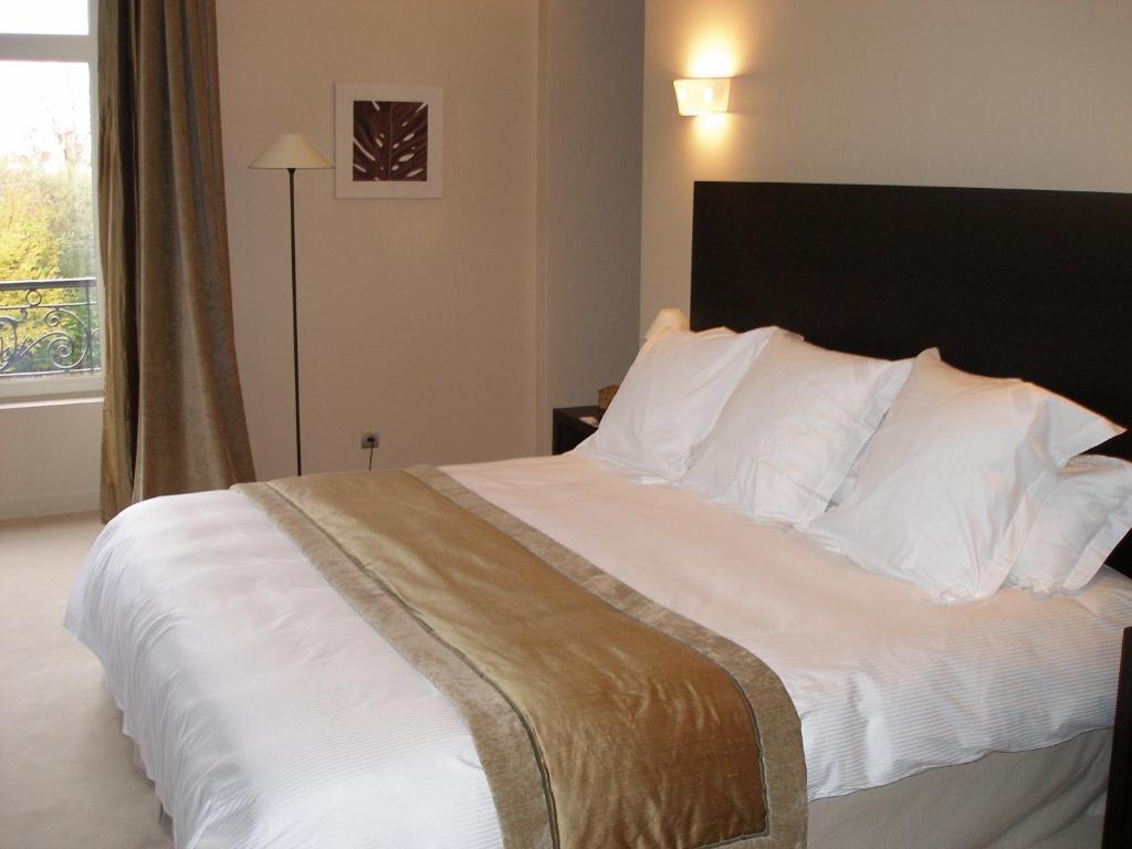Castel Faugeras Hotell Limoges Rum bild